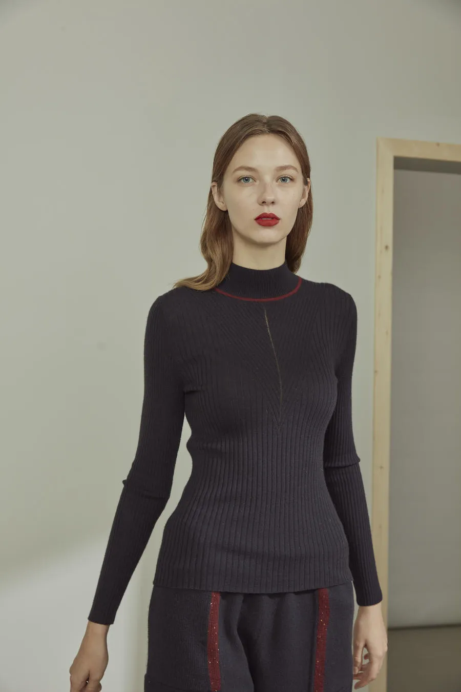 Pure cashmere polo neck jumper