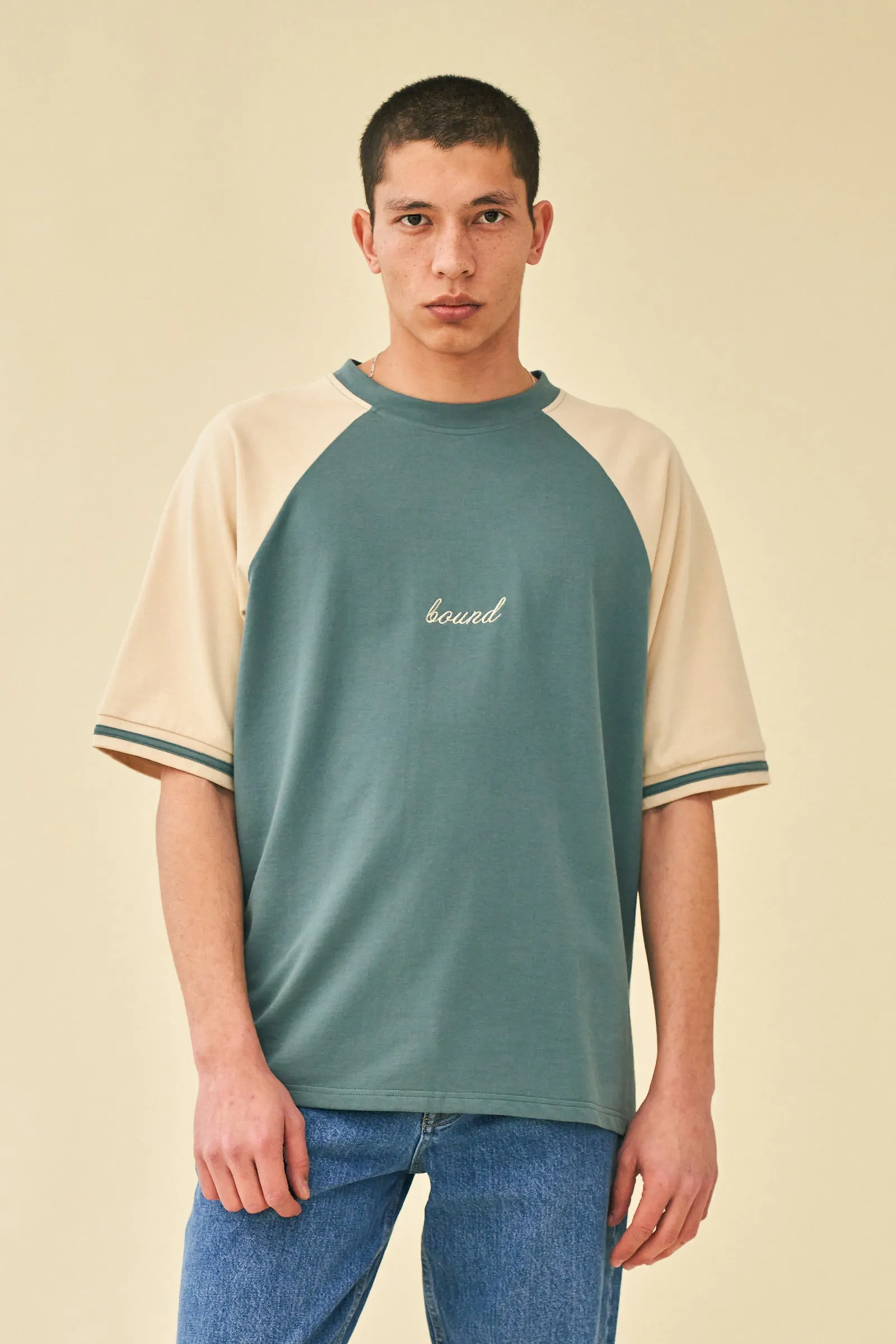 RETRO RAGLAN TEE - PINE / SAND